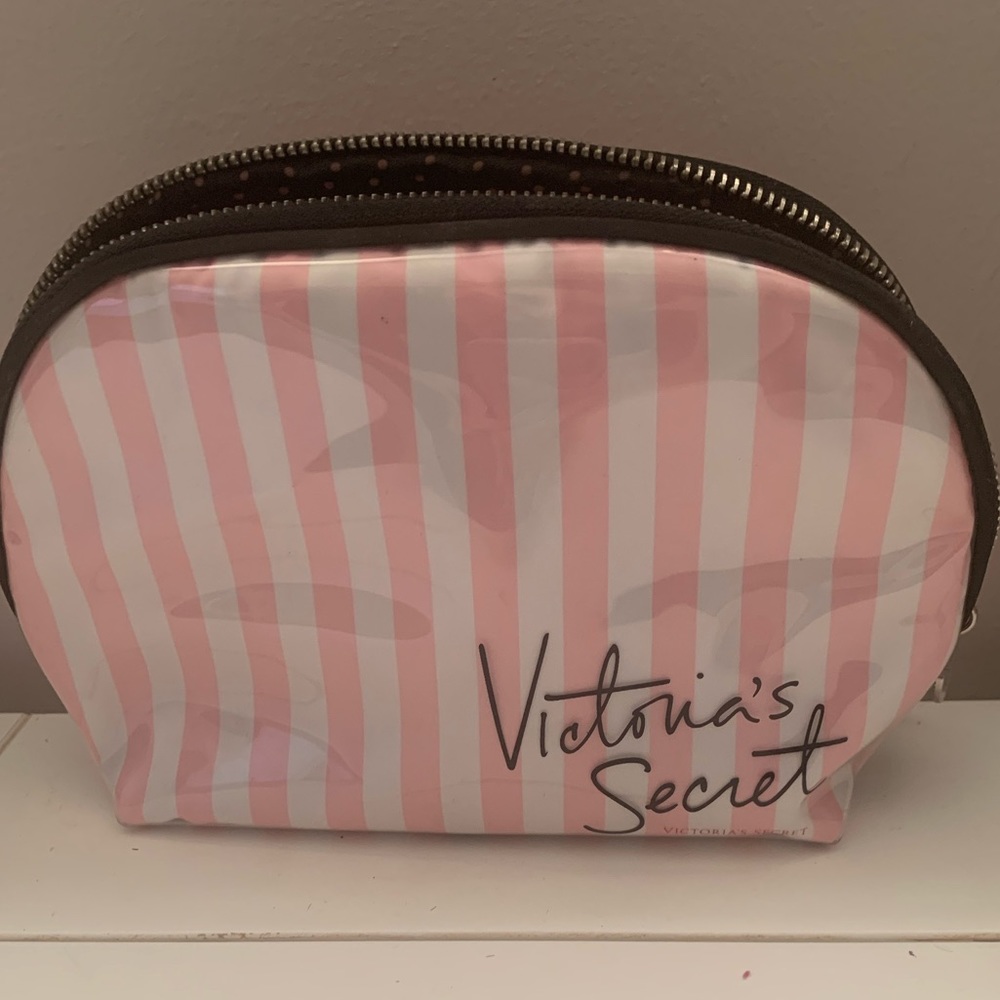 Victoria’s Secret makeup bag